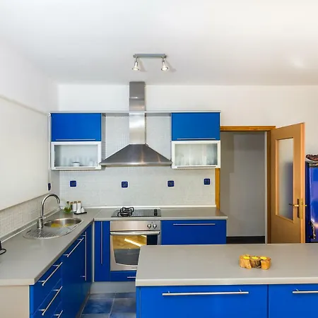 Holiday Home Vila Luna Vikendica Zadar