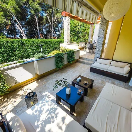 Holiday Vila Luna بيت للعطل